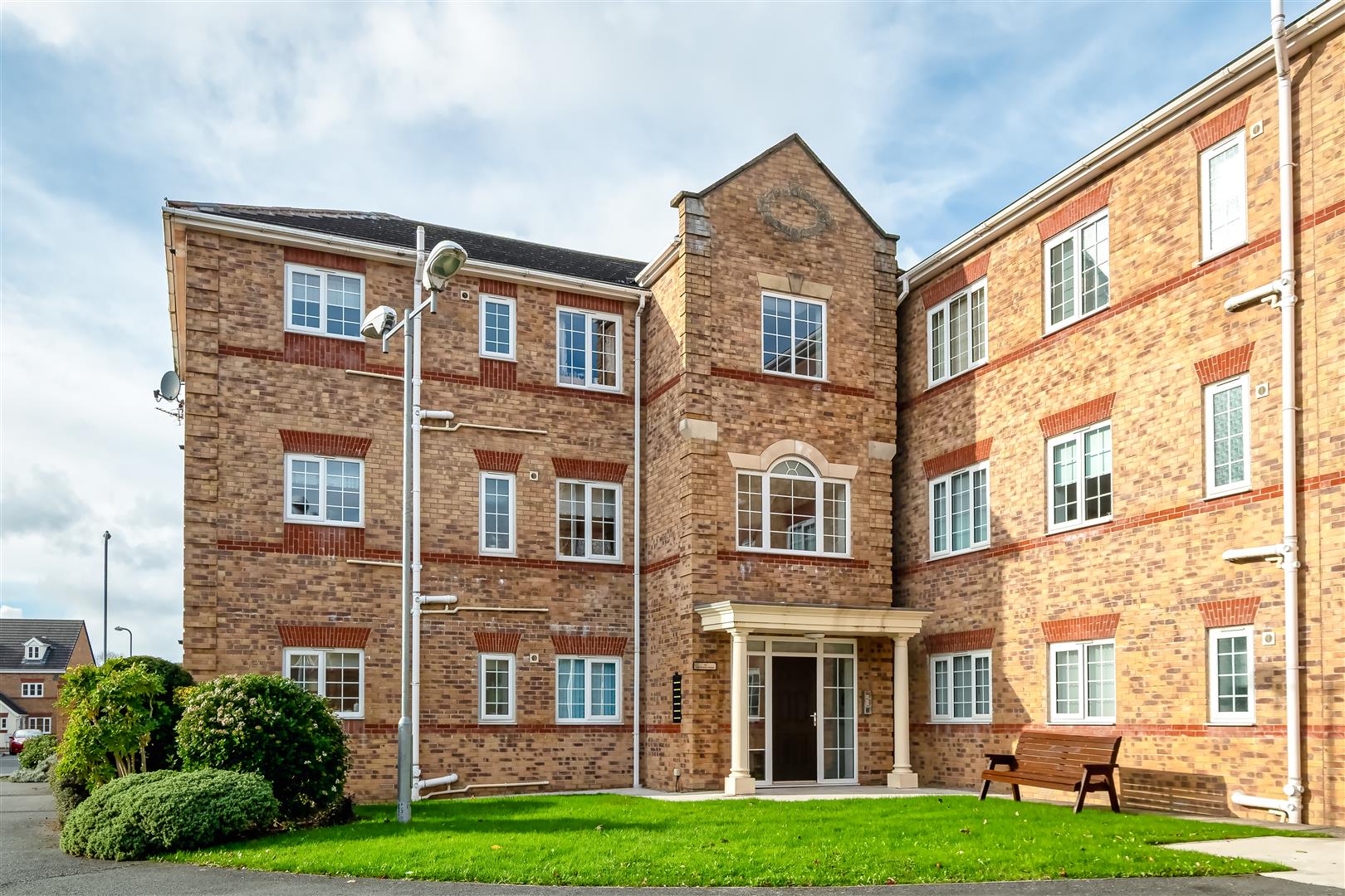 Flat 6, 16 Sherborne Avenue (13 of 13).jpg